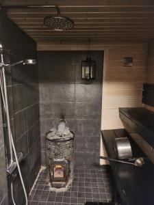 Phòng tắm tại Villa salonkylä +12 ảnh