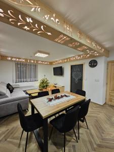 TV/trung tâm giải trí tại Wierchowy zakątek -jacuzzi