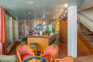 Hotel Delfino Lugano的休息区
