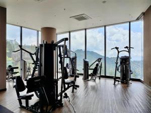 Fitness centrum a/nebo fitness zařízení v ubytování Antara 2 bedroom 9 min walk to genting 9Pax