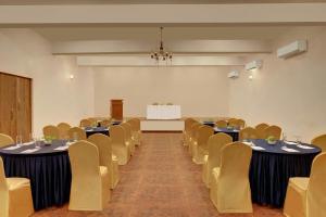 Møde- og/eller konferencelokalet på Tapovana The Fern Sakleshpur, Series by Marriott + 75 billeder