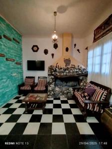 Et opholdsområde på Hotel Rancho del Cerro + 30 billeder