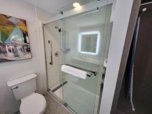 Koupelna v ubytování DoubleTree by Hilton Salisbury