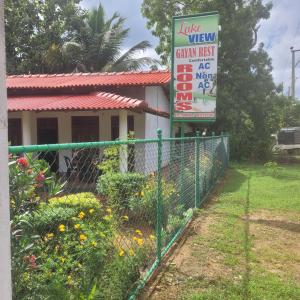 Zahrada ubytování Lake View - Gayan Rest