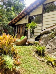 En have udenfor Cabana da Pedra para Casal