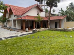 Vườn quanh Turtle Bay View resort and restaurant