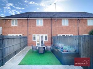 En have udenfor High Wycombe - Garden Parking 2Bed