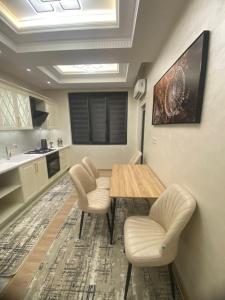 Ảnh trong thư viện ảnh của Crown apartment ở Khujand