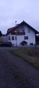 Tòa nhà nơi căn hộ tọa lạc