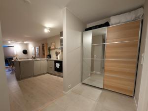 Kuchyň nebo kuchyňský kout v ubytování Åros Seaside Apartment with Pool, Jacuzzi & Sauna + 40 fotografií