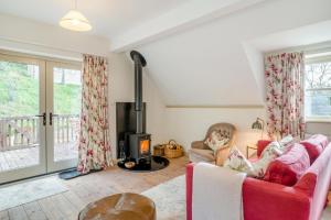 Et opholdsområde på 2 Bed in Longhope oc-n34144