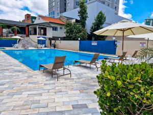 Bazén v ubytování San Rafael Comfort Class Hotel nebo v jeho okolí