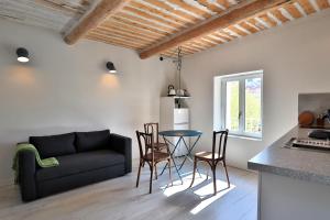 Η κουζίνα ή μικρή κουζίνα στο Place de la Bouquerie - Joli duplex