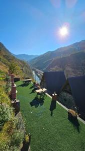 Naturlandskabet i nærheden af lejligheden + 53 billeder