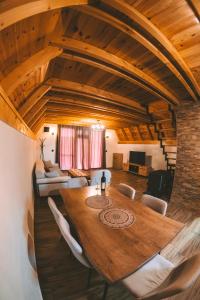 Χώρος καθιστικού στο Wild Beauty Brezna