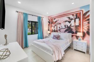 a bedroom with a large poster on the wall at Luxury Home with Inter Miami Theme in Miami