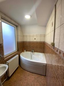 Koupelna v ubytování Gara mare living-dormitor