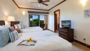 Postel nebo postele na pokoji v ubytování ❤PiH❤ Sunset Villa Great for Couples Bikes and Beach Gear + 50 fotografií