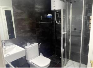 Et badeværelse på Casa de las Flores + 11 billeder