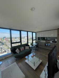 Køkken eller tekøkken på Seffa Dom5 apartments Melbourne