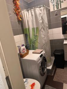 Koupelna v ubytování Résidence de la libération + 11 fotografií