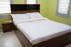 Gallery image of Nafik Suites in Rayfield