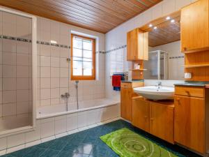 Ένα μπάνιο στο Fintinn +42 φωτογραφίες