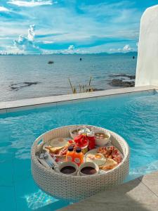 Đồ ăn tại/gần resort