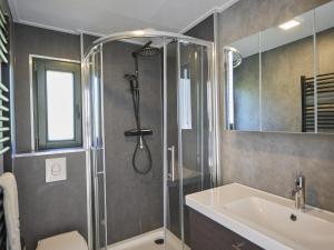 Et badeværelse på t Kaatsheuveltje 6 + 32 billeder