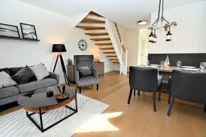 Khu vực ghế ngồi tại Die-Strandburg-Moewenweg