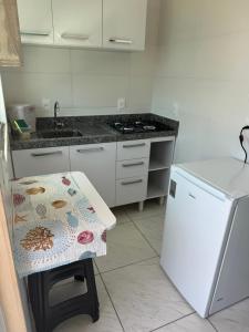 Nhà bếp/bếp nhỏ tại Residencial Lara 10