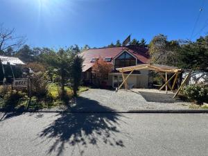 Το κτήριο όπου στεγάζεται  ο ξενώνας