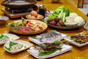 Mad på kroen eller i nærheden