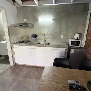 Nhà bếp/bếp nhỏ tại Loft acuña +3 ảnh