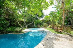 Swimmingpoolen hos eller tæt på Mosaic Villa Sanur