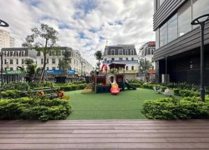 a playground in the middle of a city at Hoàng Huy Commerce Võ Nguyên Giáp Enny Homestay in An Khê