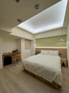 Afbeelding uit fotogalerij van 浮逸旅館 - 台中車站館 in Taichung