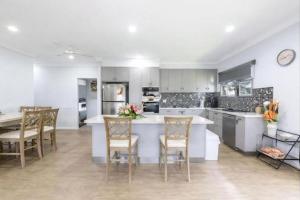 Køkken eller tekøkken på Getaway on the Green in Townsville