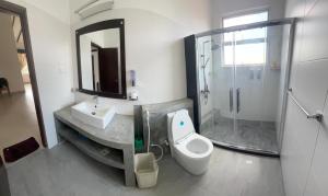 O baie la A&J Rest House +12 fotografii