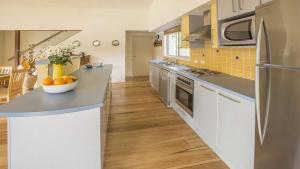 Køkken eller tekøkken på Atlantis on lake conjola