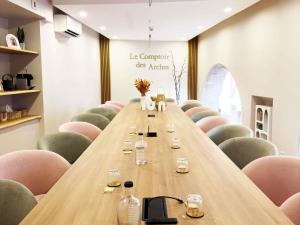 a long conference room with a long table and chairs at Mercure Toulouse Centre Wilson Capitole in Toulouse