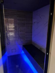 Ένα μπάνιο στο MyLiving - Hotel B&B