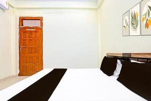 Postel nebo postele na pokoji v ubytování SPOT ON Love Buffet Restaurant & Benquet Holl + 22 fotografií