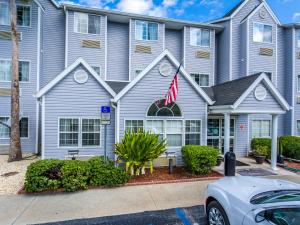 Gallery image of Microtel Inn & Suites by Wyndham Palm Coast I-95 in Palm Coast