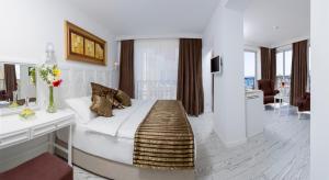 TV/trung tâm giải trí tại Wise Hotel & Spa - Adults Only