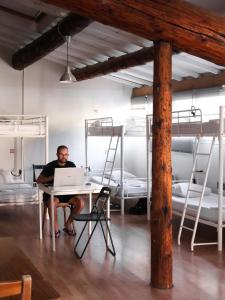 En eller flere køjesenge i et værelse på Hostel Vertigo Vieux-Port