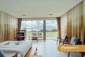 Khu vực ghế ngồi tại Rairuenrom