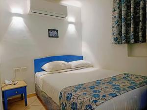 En eller flere senge i et værelse på kanabesh hotel + 16 billeder