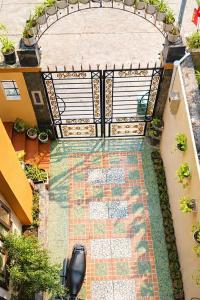 En have udenfor Cá Homestay + 82 billeder