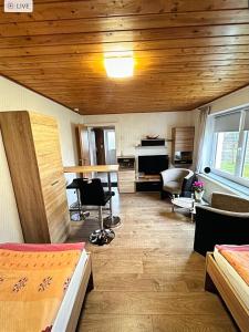 Foto de la galeria de Pension und Arbeiterunterkünfte Michael a Langenwetzendorf